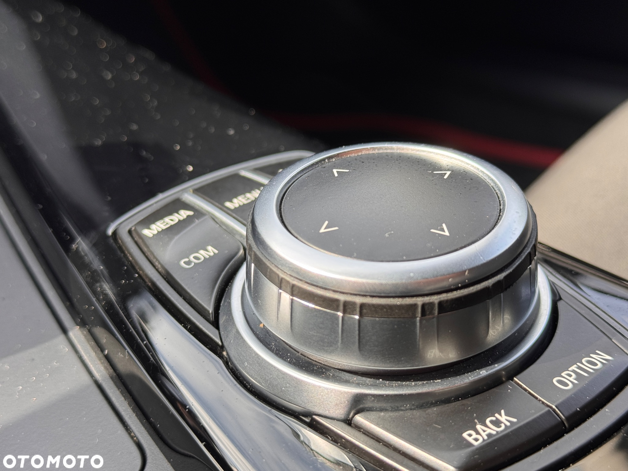 BMW Seria 3 318i - 12