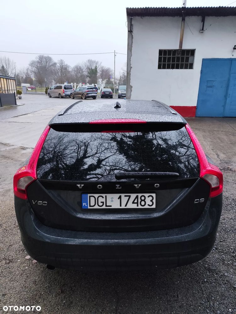 Volvo V60 D3 Kinetic - 6