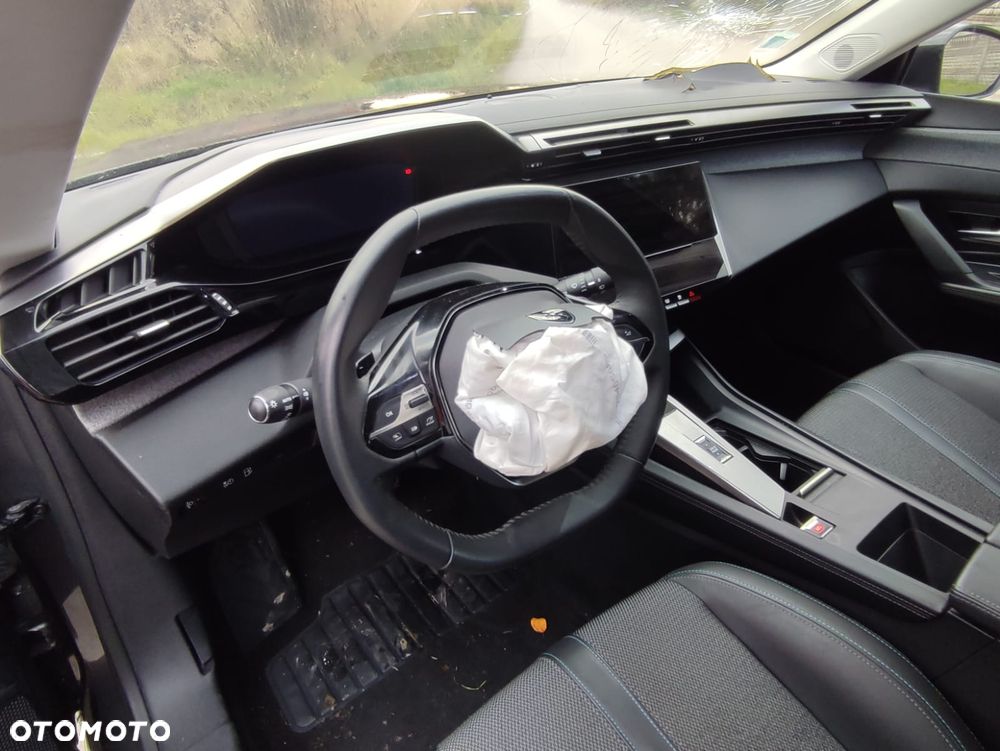 Peugeot 308 - 9