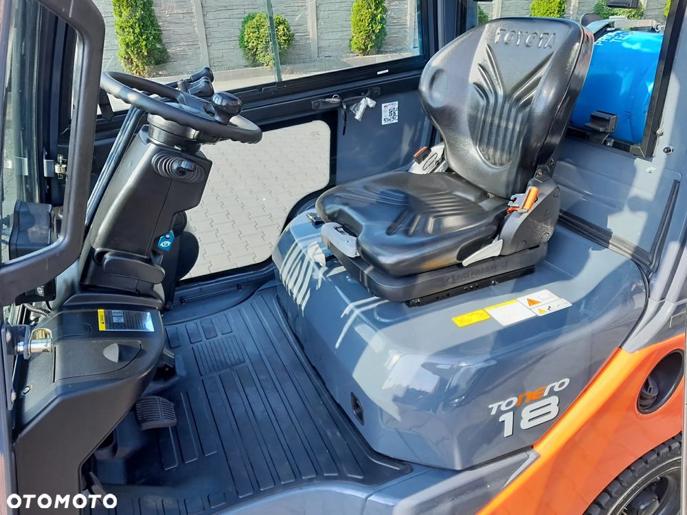 Toyota 02-8FGF18 - 8