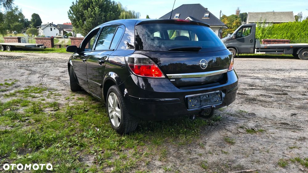 Opel Astra 1.6 Cosmo - 8