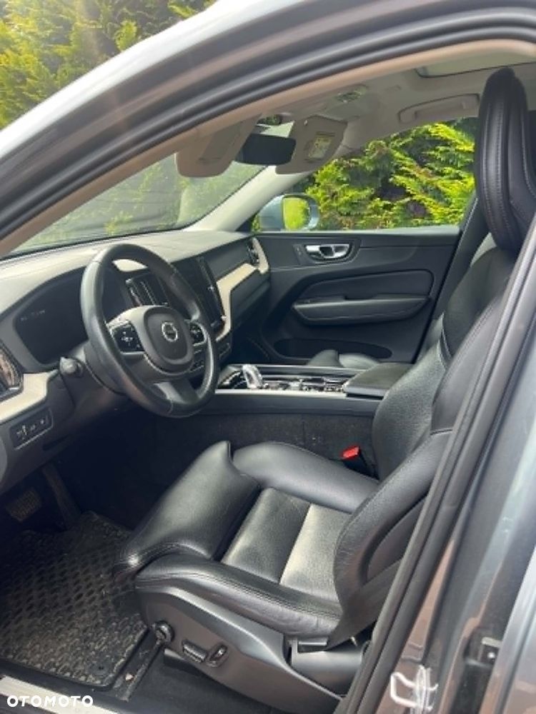 Volvo XC 60 - 8