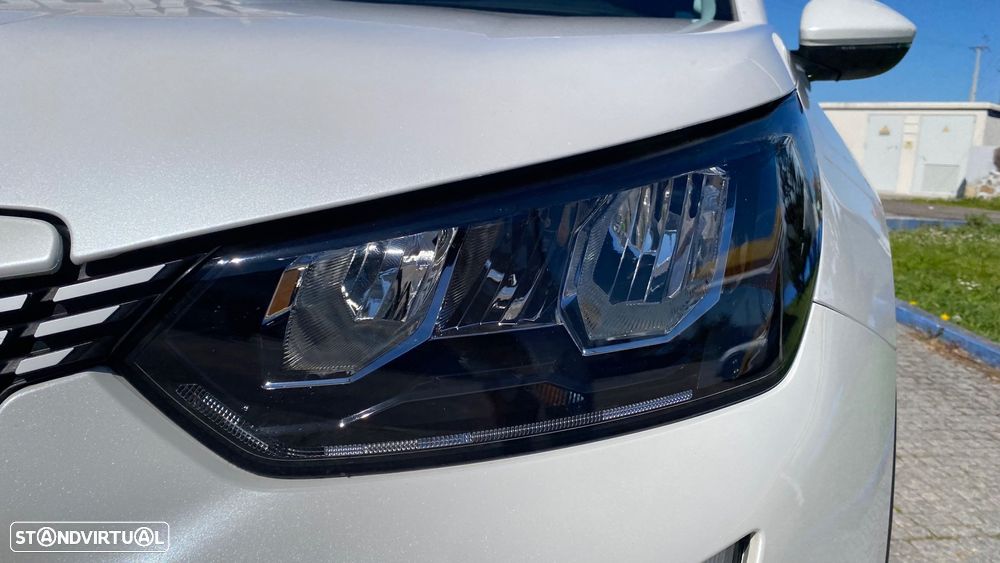 Peugeot e-2008 50 kWh Allure Pack - 18