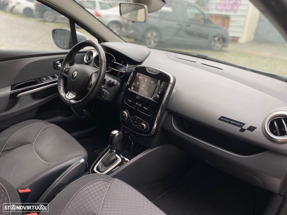 Renault Clio Sport Tourer TCe 120 EDC GT - 32