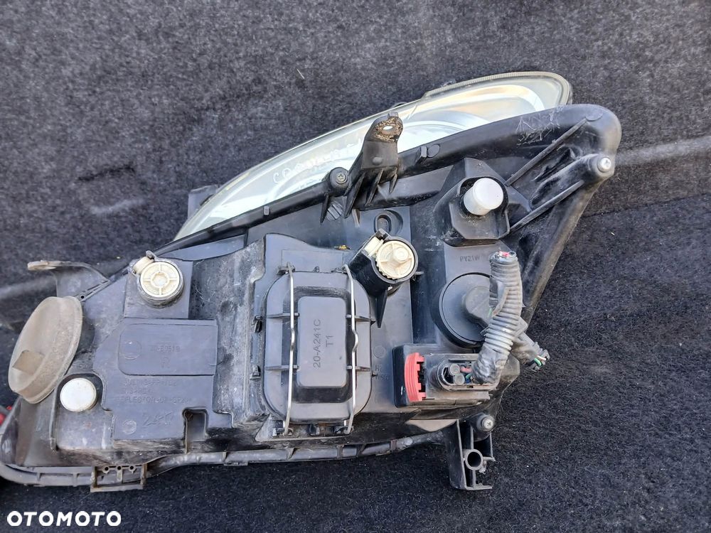Toyota Corolla E12 lampa przednia prawa. - 4