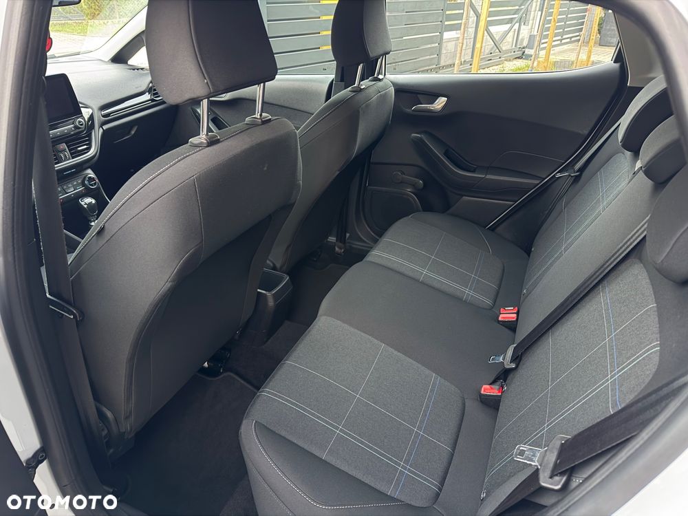 Ford Fiesta - 8
