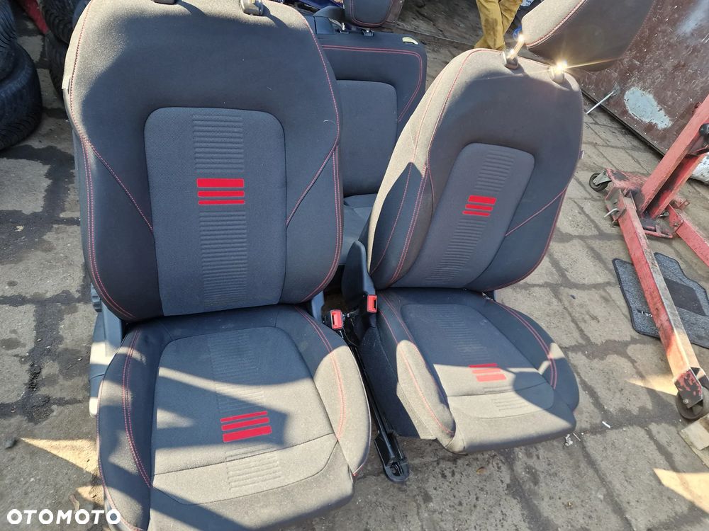 Komplet  foteli  ford  Fiesta  mk8  lift  st-line - 3