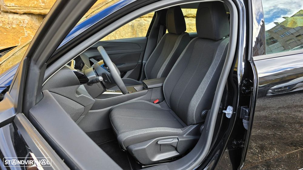 Peugeot 308 1.6 Hybrid Active Pack e-EAT8 - 40