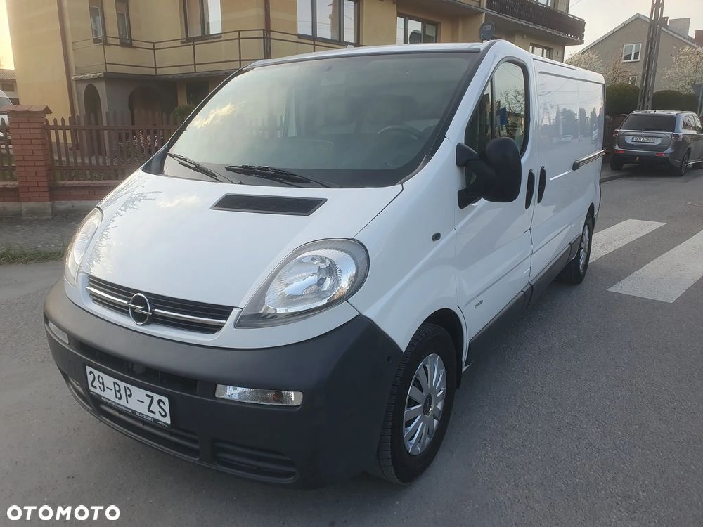 Opel Vivaro - 2