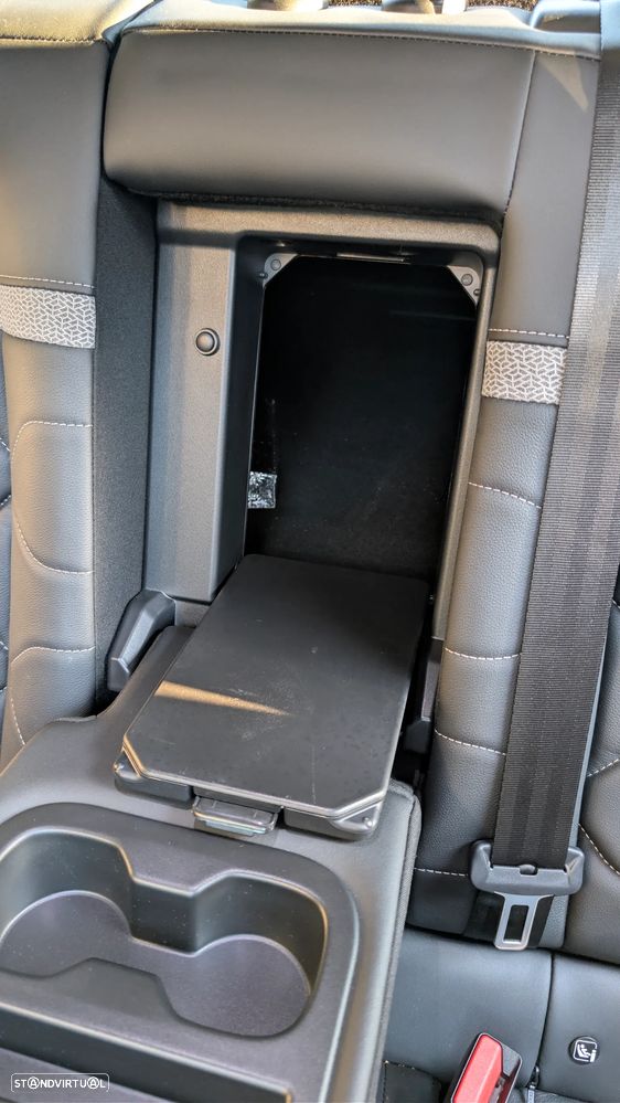 Citroën C4 1.2 PureTech Shine Pack EAT8 - 32