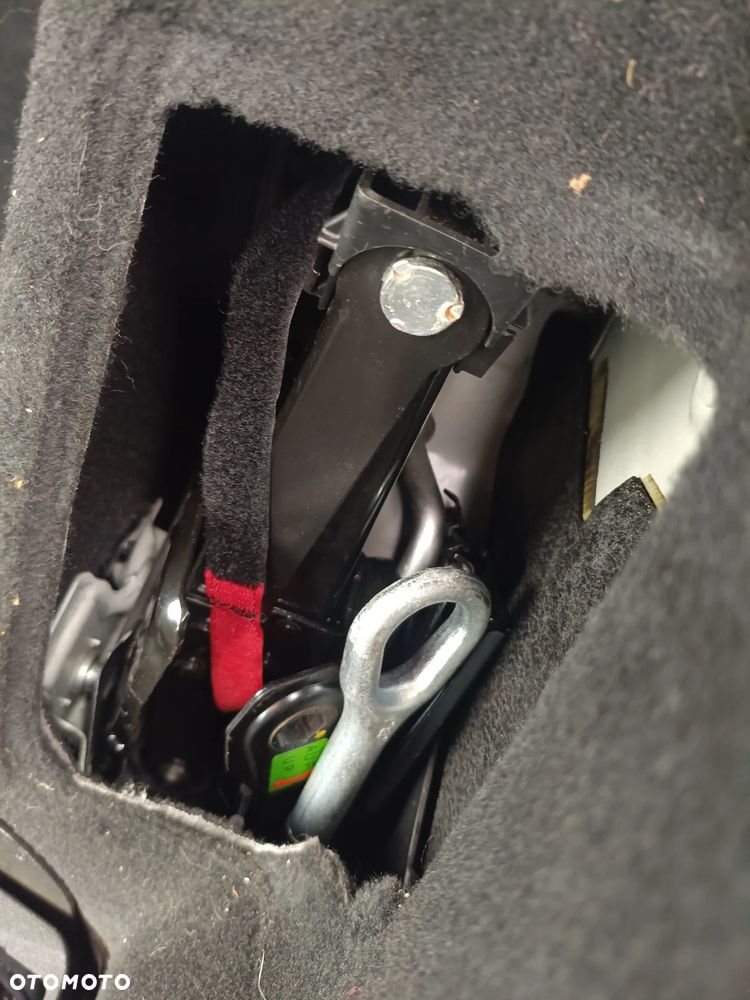 Mercedes-Benz Klasa B 200 CDI DPF Autotronic SPORT EDITION - 23