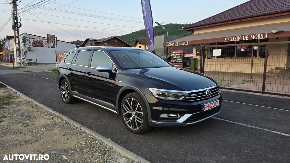 Volkswagen Passat Variant 2.0 TDI SCR 4Motion DSG Highline - 19