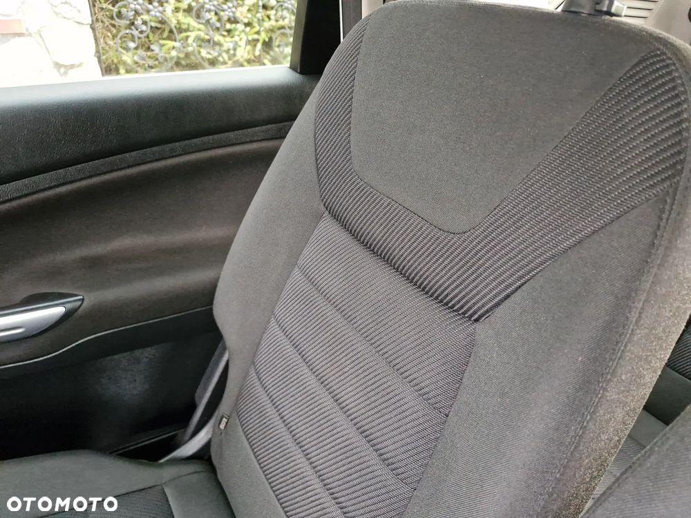 Ford S-Max 2.0 TDCi DPF Titanium - 32