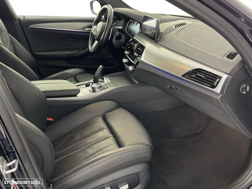 BMW 550 i xDrive Auto - 22