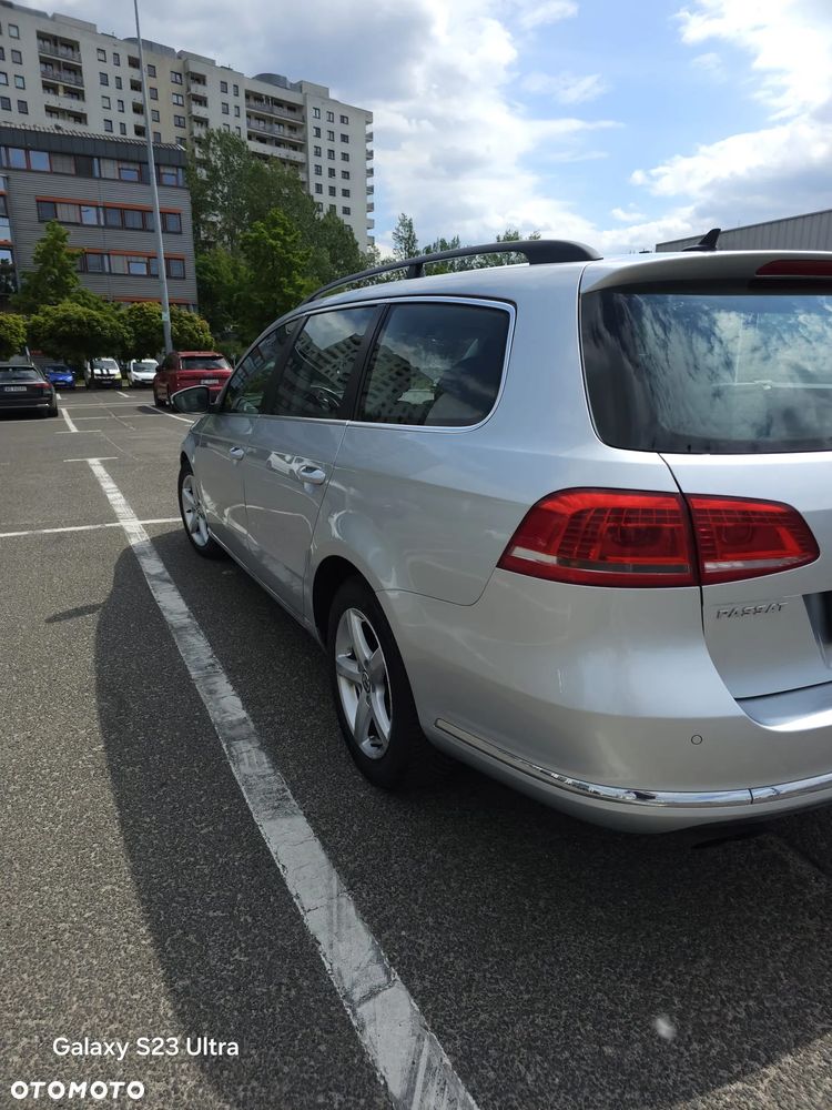 Volkswagen Passat 2.0 TDI Comfortline DSG - 8