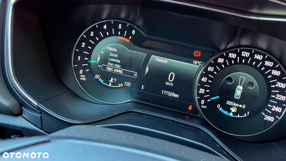 Ford Mondeo 2.0 EcoBlue Titanium - 38