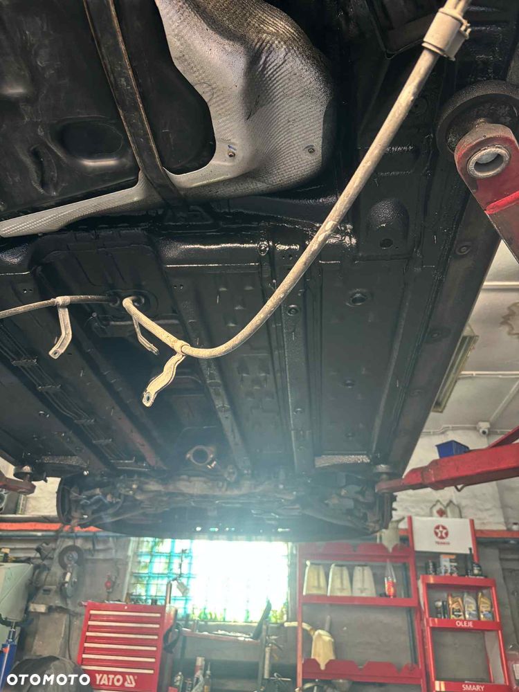 Hyundai i30 1.5 DPI Classic + - 20