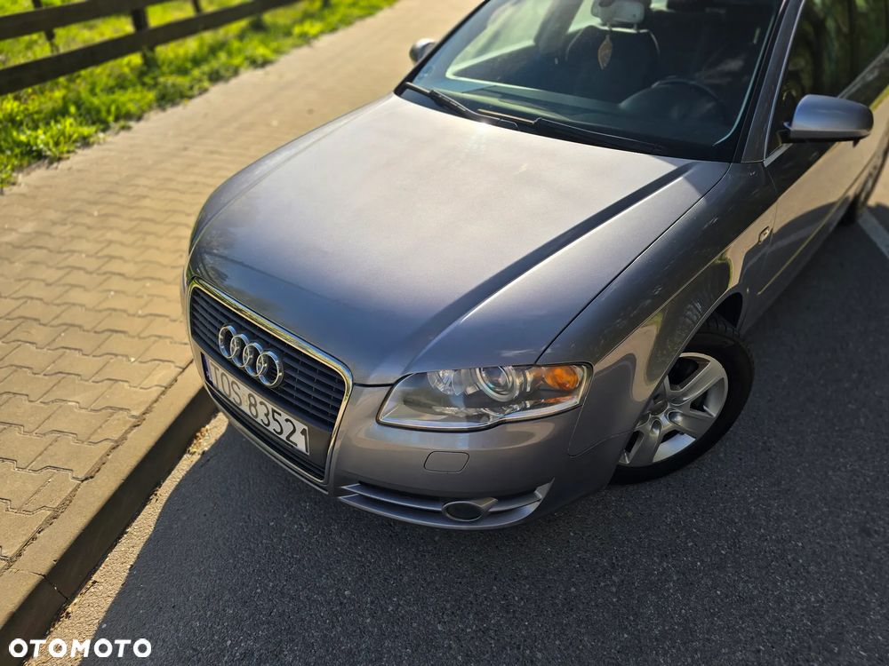 Audi A4 Avant 2.0 T FSI - 33