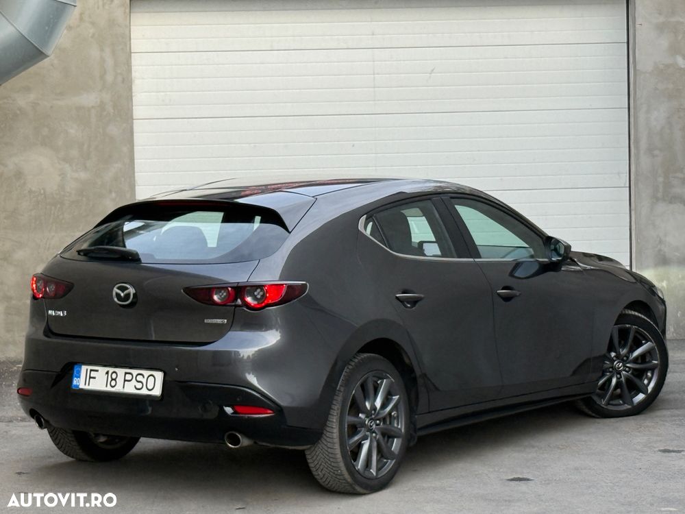 Mazda 3 - 4