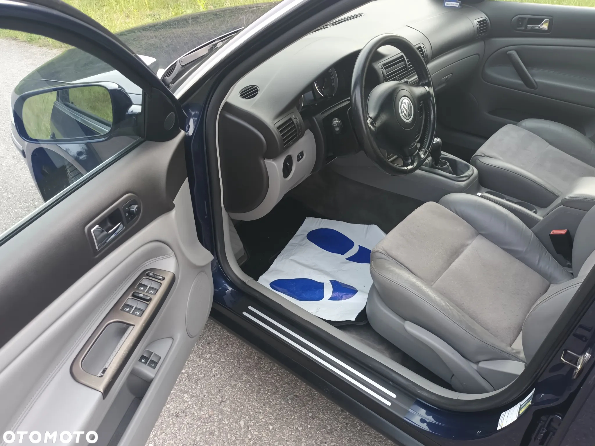 Volkswagen Passat - 24