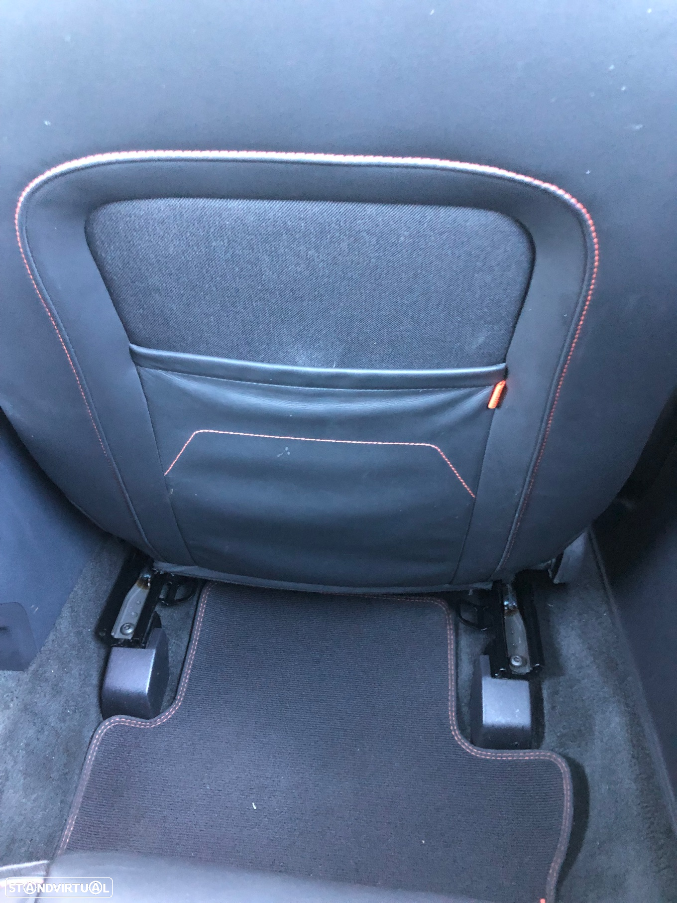 Volvo XC 60 2.0 D4 VOR Geartronic - 49