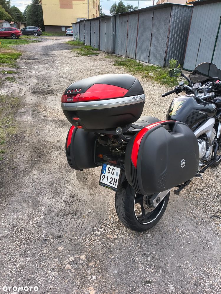 Yamaha FZ6 - 4