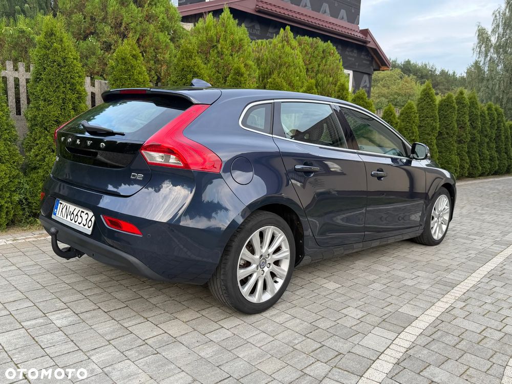 Volvo V40 D2 Momentum - 12