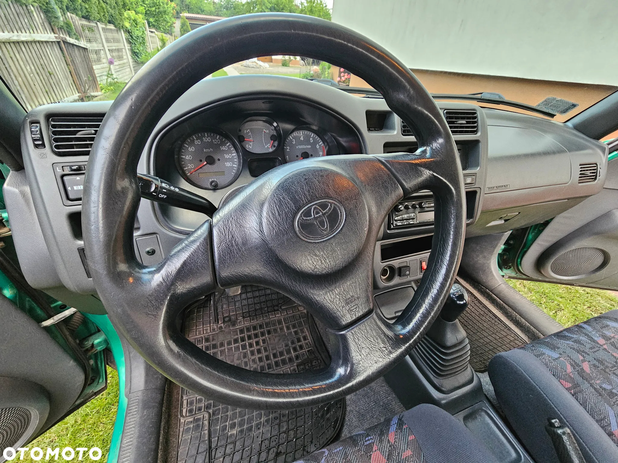 Toyota RAV4 - 2
