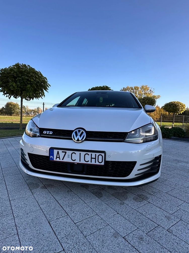 Volkswagen Golf 2.0 TDI BMT GTD DSG - 5