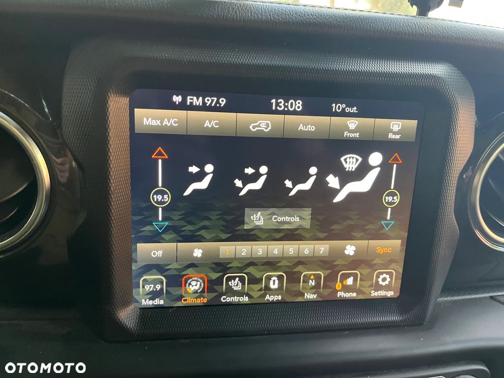 Jeep Wrangler - 18