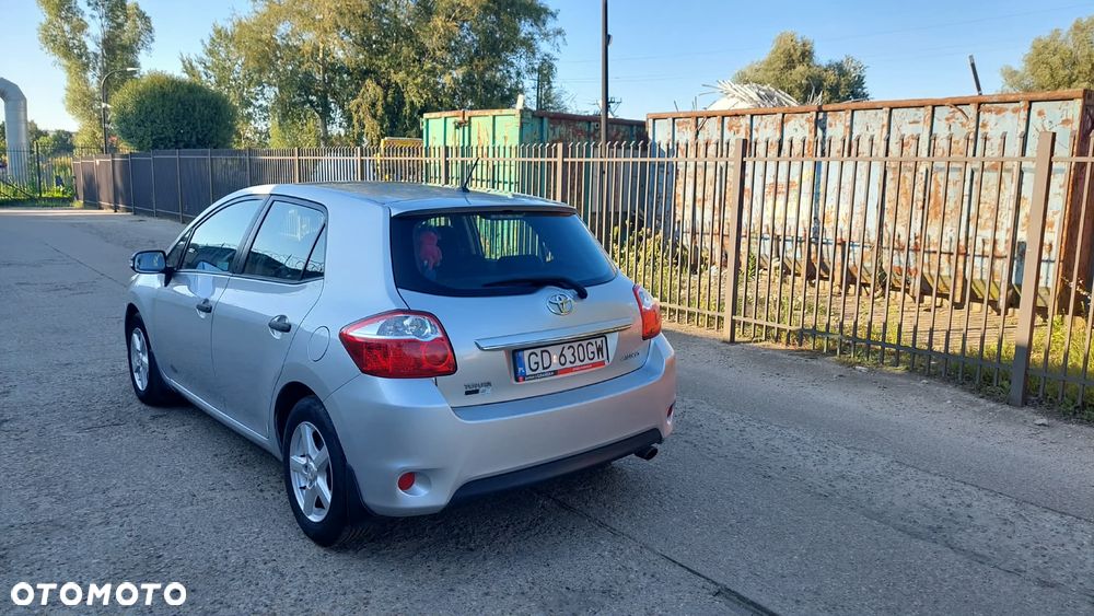 Toyota Auris 1.33 VVT-i Terra - 6