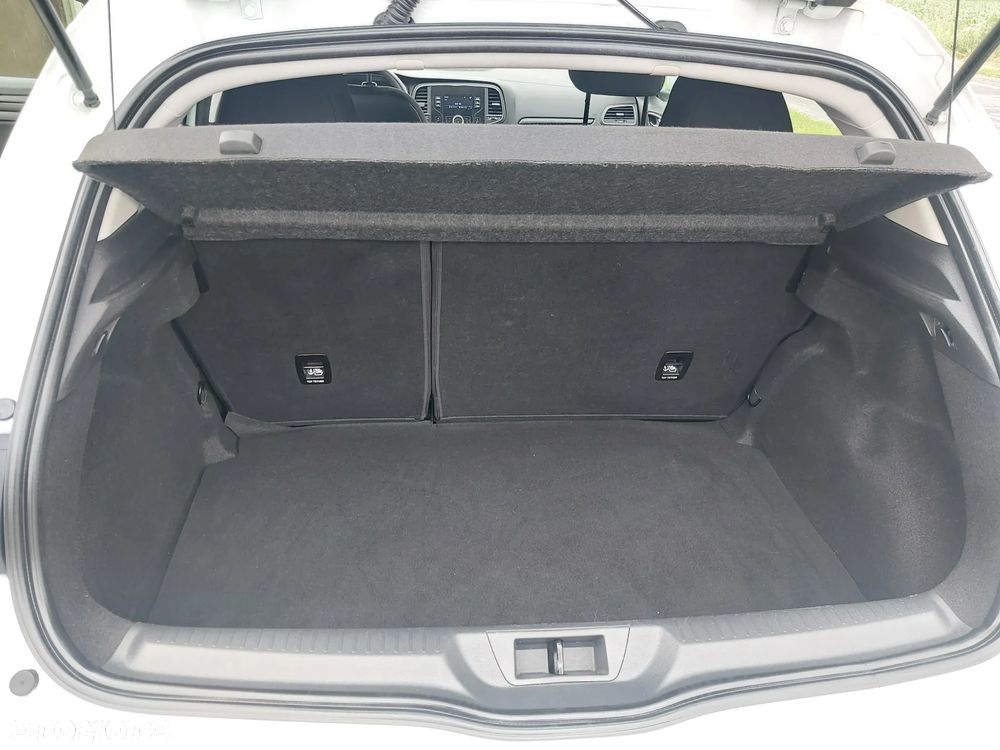 Renault Megane 1.2 Energy TCe Limited - 9