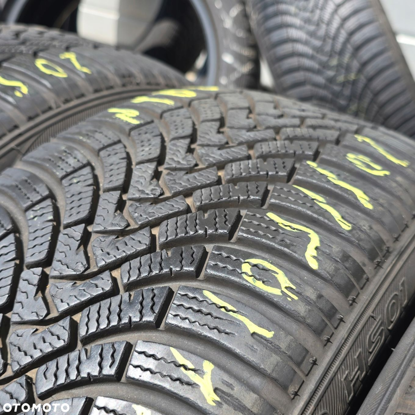 FALKEN EUROWINTER HS01 205/50R17 93V 23R 4X - 3
