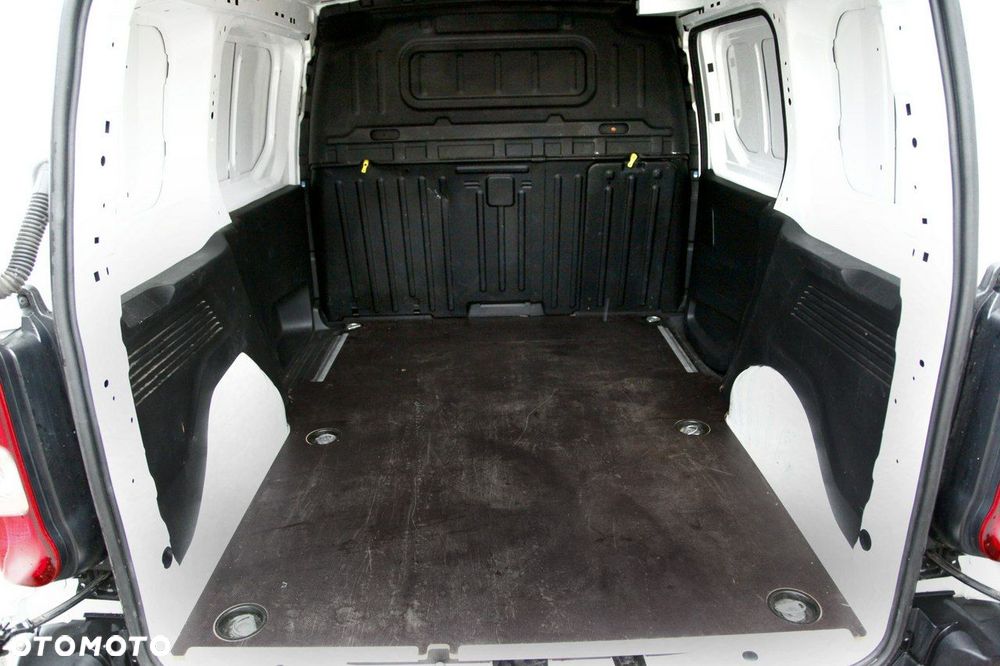 Toyota Proace City - 18