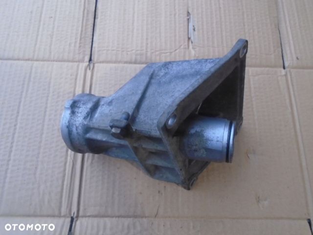 ŁAPA PODPORA PÓŁOSI BMW 7516067 X3 E83 2.0D 3.0D - 2