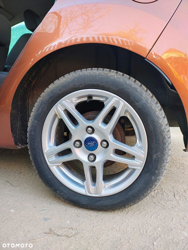 Ford Fiesta 1.5 TDCi Champions Edition - 17