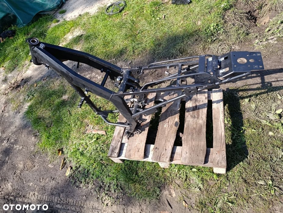 Rama z dokumentami Malaguti xtm 125 Aprilia SX papiery papierami A4 - 1