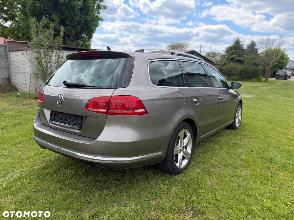 Volkswagen Passat - 5