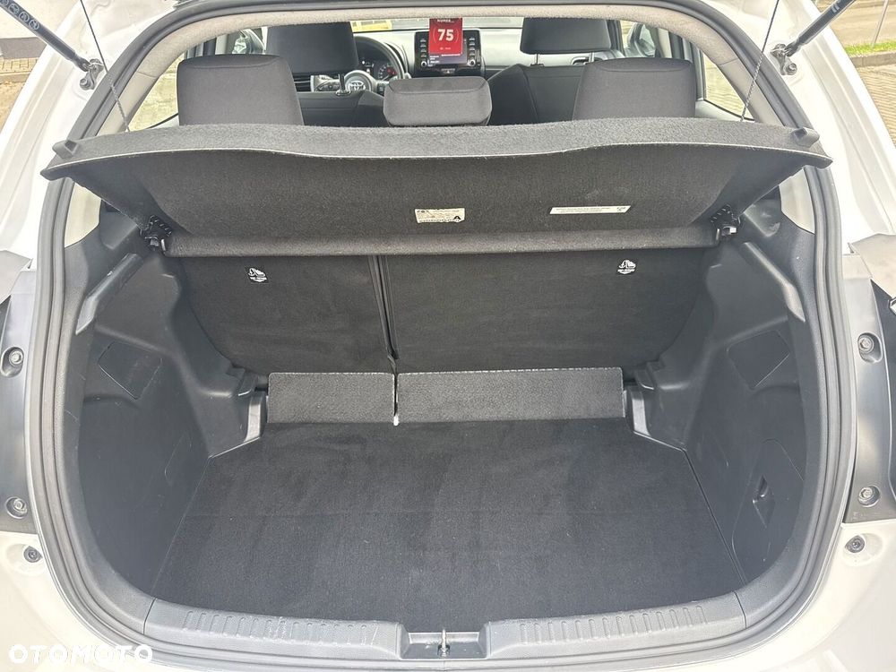 Toyota Yaris - 18