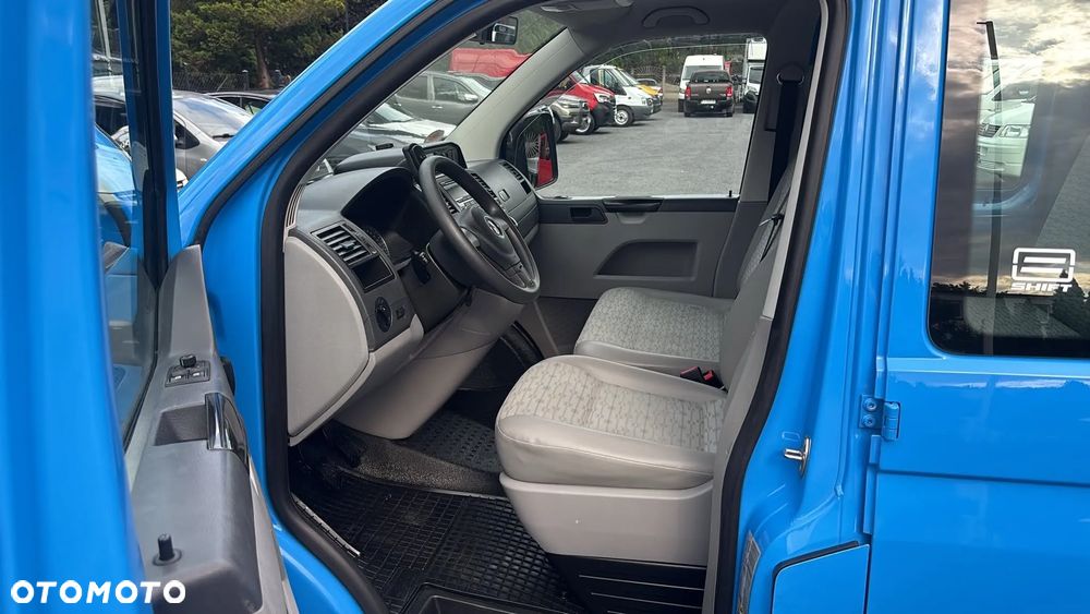 Volkswagen Transporter T5 - 8