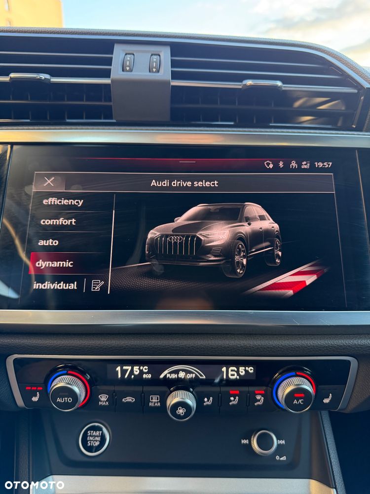 Audi Q3 40 TDI Quattro S Line S tronic - 35