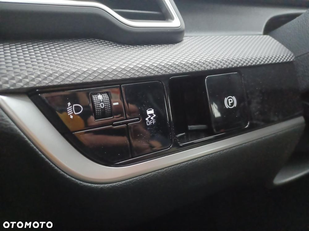 Kia Sportage 1.6 T-GDI MHEV M 2WD DCT - 13