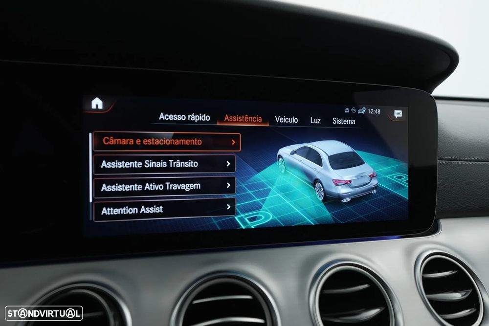 Mercedes-Benz E 300 de AMG Line - 19