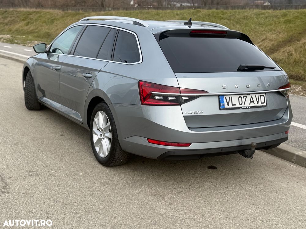 Skoda Superb 2.0 TDI DSG Premium Edition - 2
