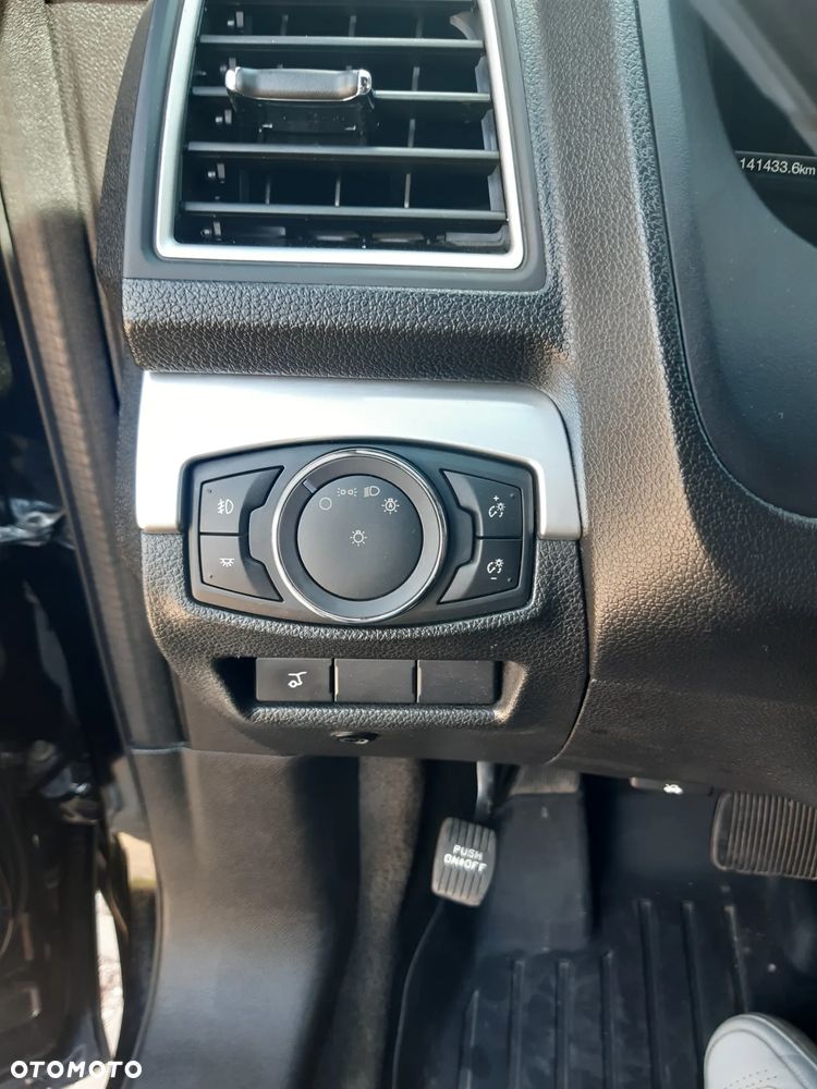 Ford Explorer - 18