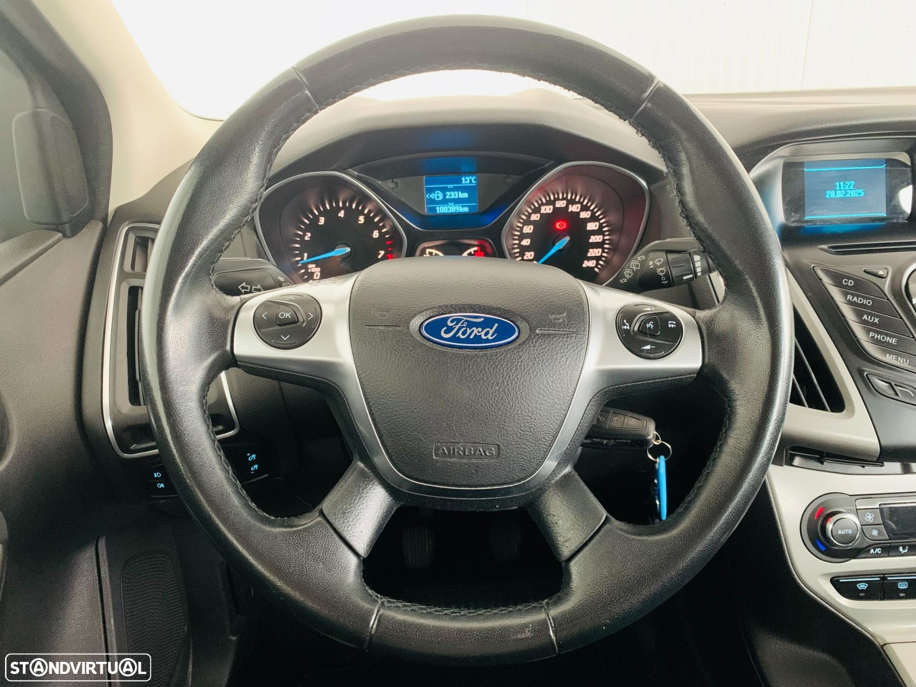 Ford Focus 1.0 EcoBoost S&S TITANIUM - 10