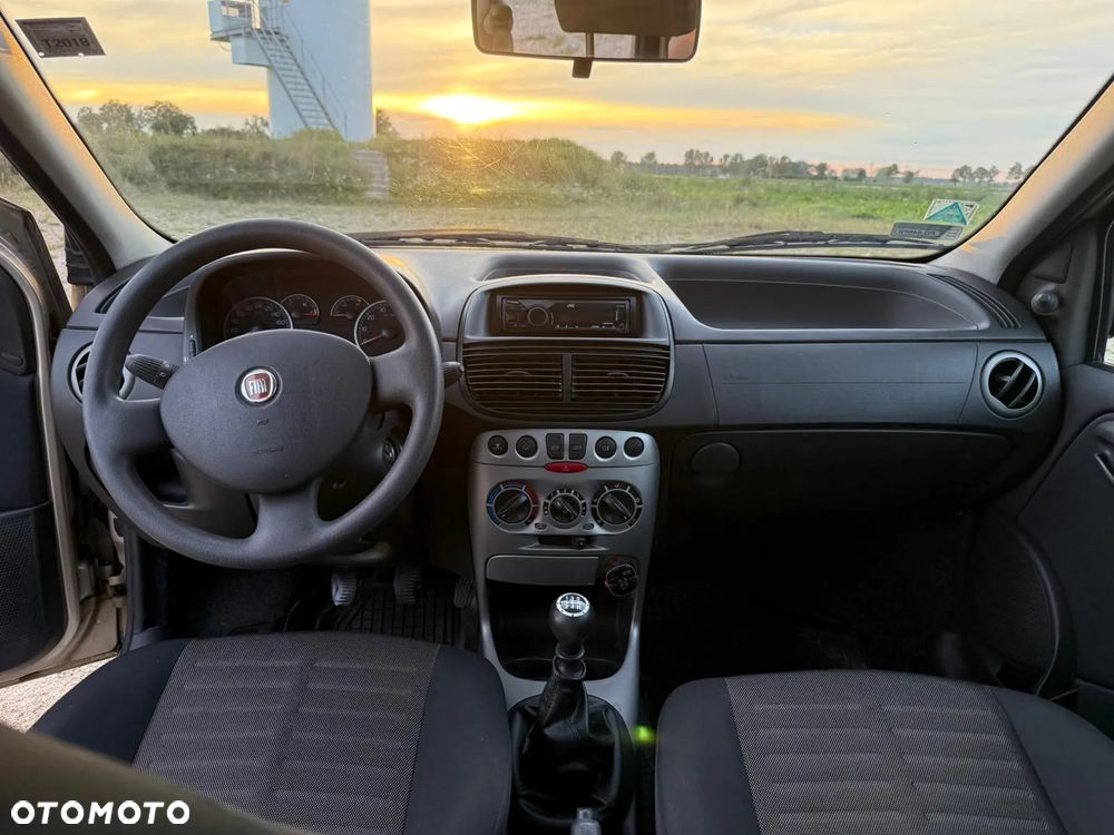 Fiat Punto 1.2 8V Classic - 6