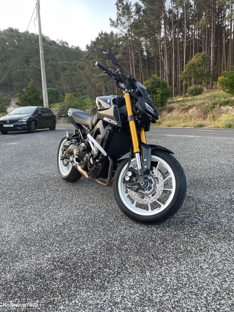 Yamaha MT-09 - 3
