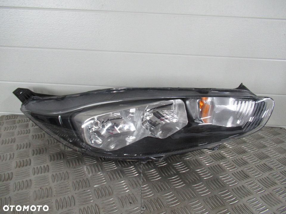 LAMPA PRAWA LEWA PRZEDNIA FORD FIESTA MK7 LIFT 2012- - 7