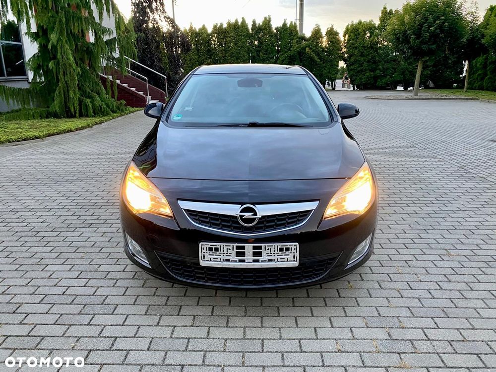 Opel Astra 1.4 Turbo Edition - 2